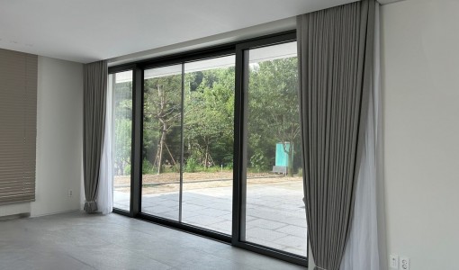 TYPE : Living _ 경기도 광주시 도척면 상림리!@!PRODUCTS : Windows, Doors, Façades, Sliding Doors !@!SERIES : AWS 75.SI+, ASE 80.HI, ADS 75.SI, FWS 60